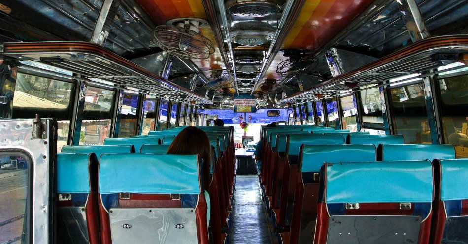 zdjęcie: Mężczyzna, który w autobusie ranił nożem nastolatka, odpowie za usiłowanie zabójstwa / pixabay/1282252