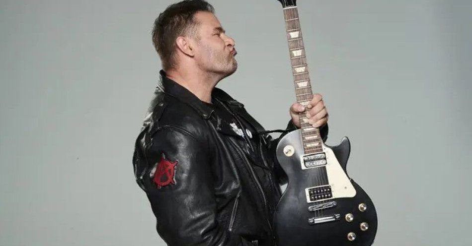 zdjęcie: KONCERT Tomasz Karolak z zespołem - 39 i pół. 15 lat później / kupbilecik24.pl / KONCERT Tomasz Karolak z zespołem - \