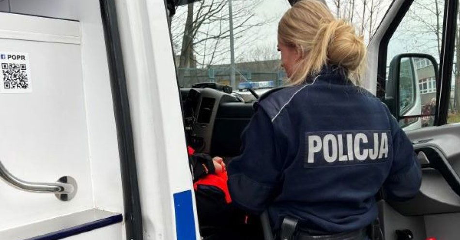 zdjęcie: Rozpoczął się cykl szkoleń z zakresu reagowania wobec osób o niestandardowym zachowaniu / fot. KMP w Gdyni
