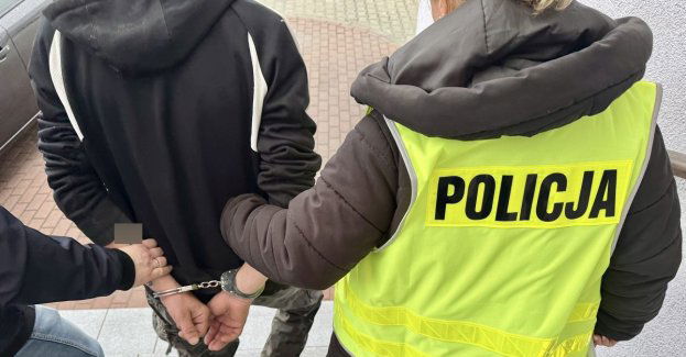 Włamał się i ukradł alkohol, który spożył razem z poszukiwanym kolegą