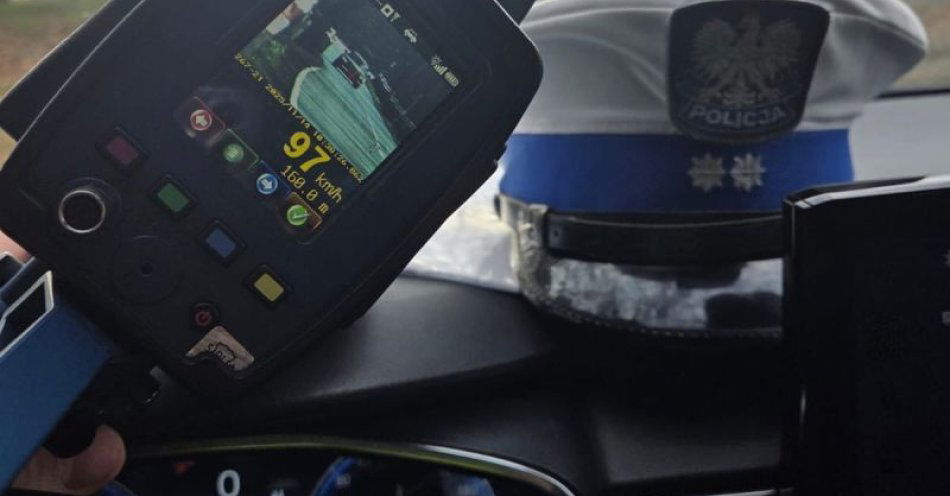 zdjęcie: BMW pędziło 97 km/h w Żeleźnikach kierowca stracił prawo jazdy / fot. KPP w Miliczu