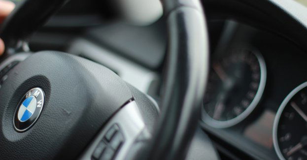 4 tys. zł mandatu i utrata prawa jazdy za przekroczenie prędkości o 65 km/h