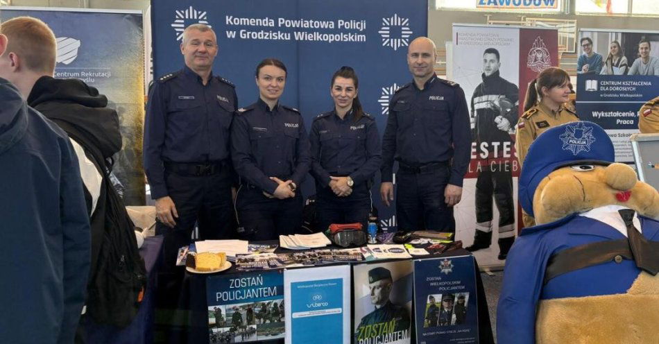 zdjęcie: Policja przyciąga młodych na Festiwalu Zawodów w Grodzisku / fot. KPP Grodzisk Wielkopolski