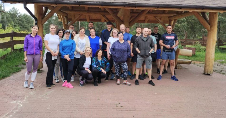 zdjęcie: Wiosna na sportowo z funkcjonariuszami i pracownikami grudziądzkiej komendy policji / fot. KMP w Grudziądzu