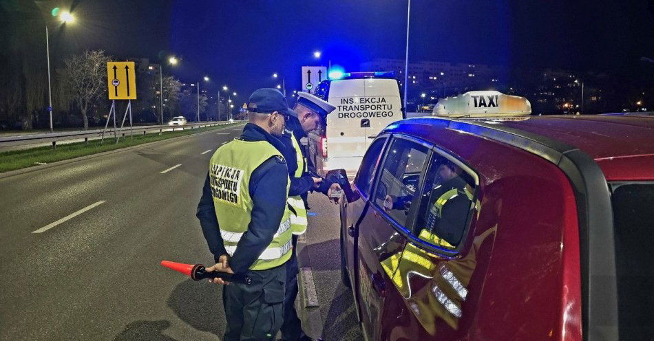 zdjęcie: Nocne kontrole TAXI w powiecie legnickim przynoszą zatrzymania / fot. KMP w Legnicy