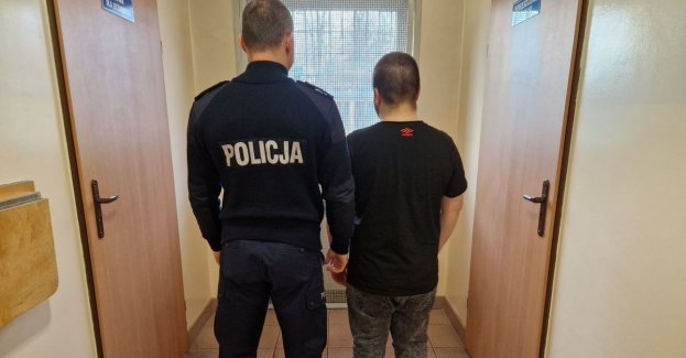 Wyłudzali sprzęt elektroniczny posługując się danymi innych osób