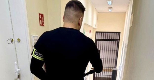 15-letni użytkownik hulajnogi elektrycznej z obrażeniami został przetransportowany śmigłowcem do szpitala.