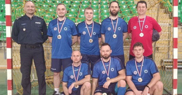 Sportowy sukces policjantów z powiatu nakielskiego