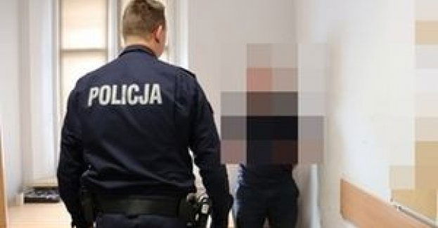 Kradzież rozbójnicza i poszukiwany dokument w kieszeni