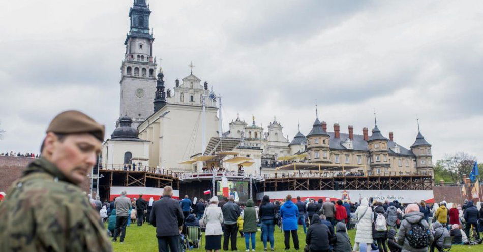 zdjęcie: Uroczystość Wszystkich Świętych na Jasnej Górze - Kaplica Św. Relikwii otwarta przez jeden dzień w ciągu roku / fot. PAP