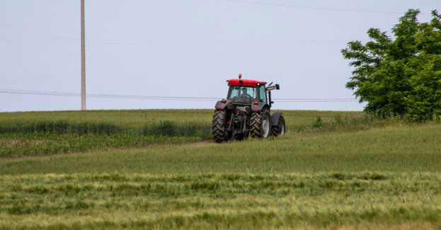 Samorząd województwa przeznaczył 4,1 mln zł dofinansowanie dojazdu do pól