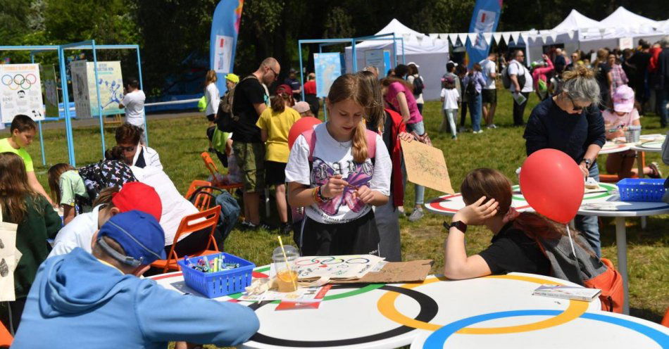 zdjęcie: Jubileuszowy 25. Piknik Olimpijski w sobotę na Kępie Potockiej / fot. PAP