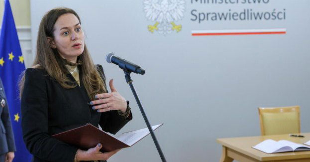 Wiceszefowa MS: doszło do ślubowania sędziów TK w innej formie, zgodnej z prawem