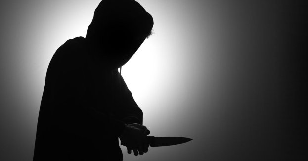 Dwie osoby aresztowane ws. pchnięcia nożem dwóch mężczyzn