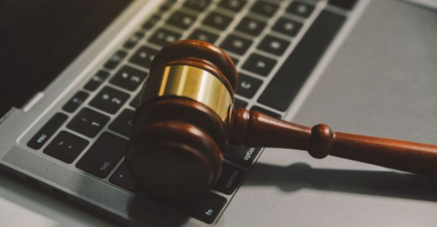 Apel o zachowanie ostrożności przy transakcjach internetowych