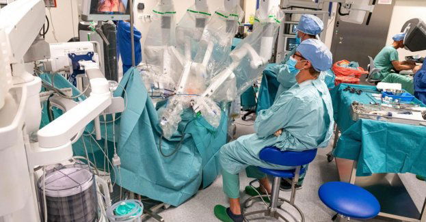 W szpitalu uniwersyteckim ruszyło centrum chirurgii robotycznej