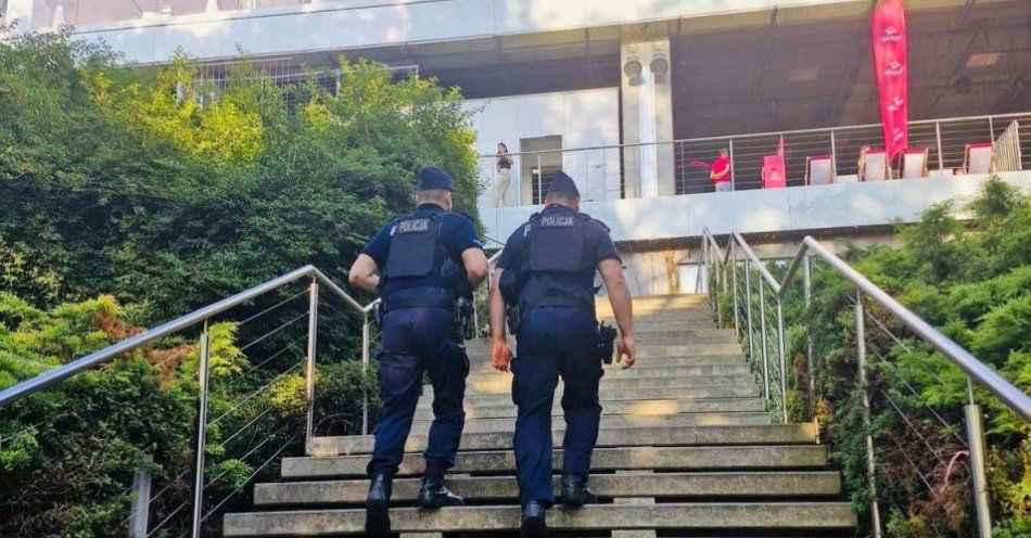 zdjęcie: Zabezpieczyliśmy 62. edycję Krajowego Festiwalu Polskiej Piosenki w Opolu / fot. KMP Opole