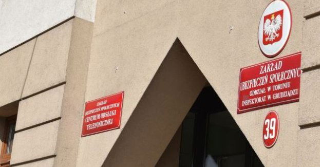 ZUS: Świadczenia honorowe dla 100 latków - w kujawsko-pomorskim pobiera je 220 osób