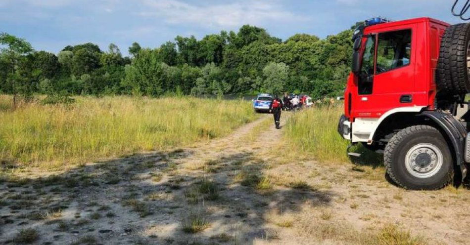 zdjęcie: Poszukiwanie wędkarza na rzece Dunajec / fot. KMP w Tarnowie