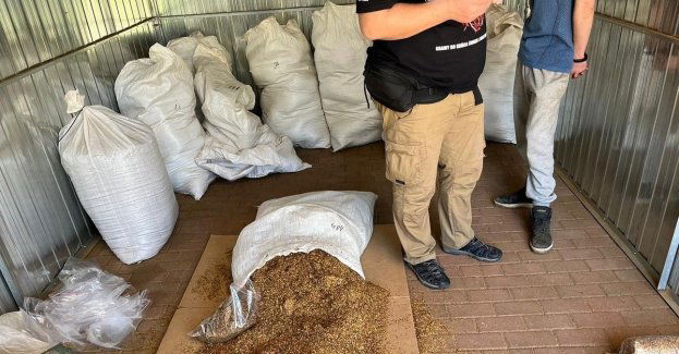 Nielegalna produkcja tytoniu zamknięta. Zarzuty dla mieszkańca Sławna