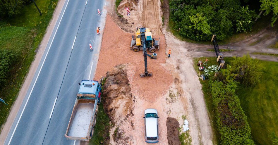 zdjęcie: W połowie czerwca finał naprawy odcinka drogi S1 w Lalikach / v57676118