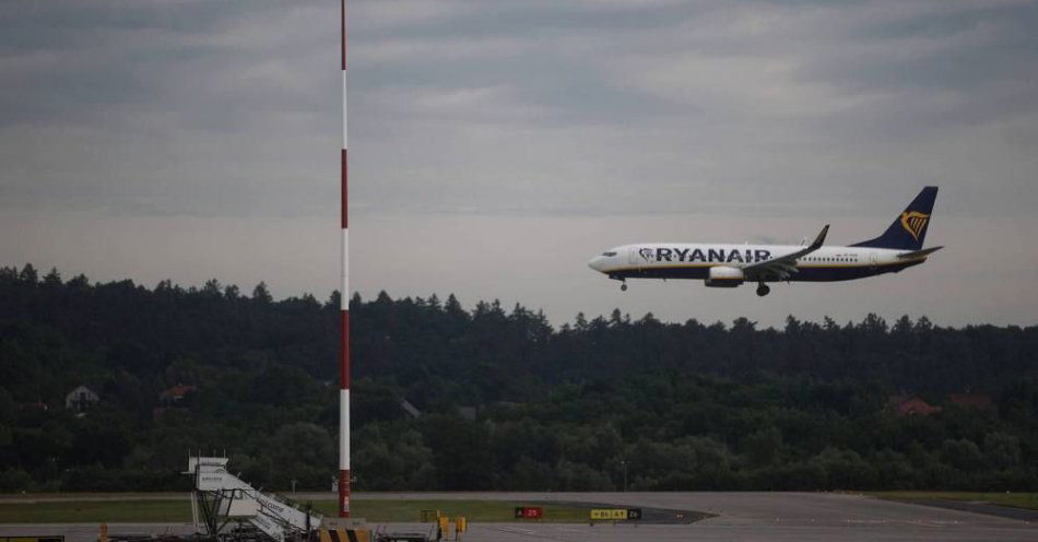 zdjęcie: Osiem nowych połączeń Ryanaria z lotniska Kraków Airport / fot. PAP