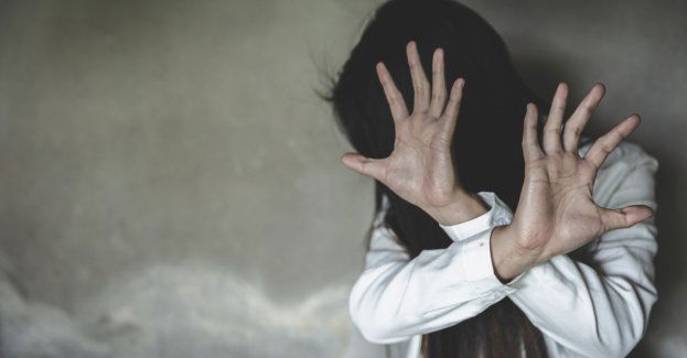 Policja zatrzymała 38-latka, który znęcał się nad córkami