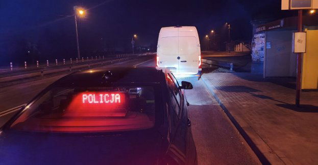 Zatrzymali prawo jazdy za 122 km/h poza obszarem zabudowanym