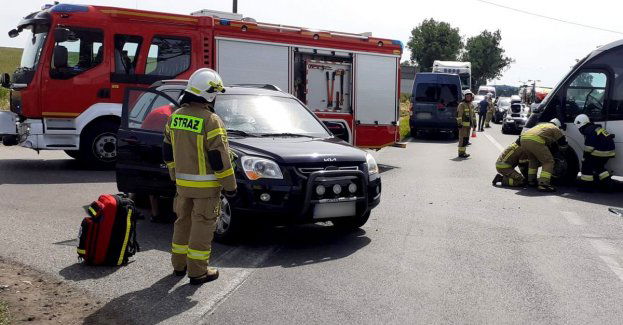 Kolizja busa przewożącego dzieci