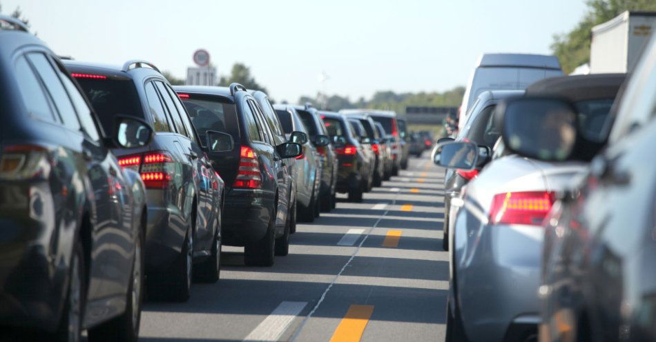 zdjęcie: Wielokilometrowy zator na A1 w kierunku Gdańska przy Nowych Marzach / v4739472