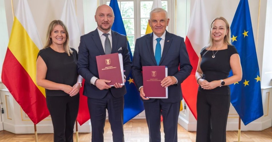 zdjęcie: Dotacja na inwestycje w Szkole Podstawowej nr 43 / fot. nadesłane