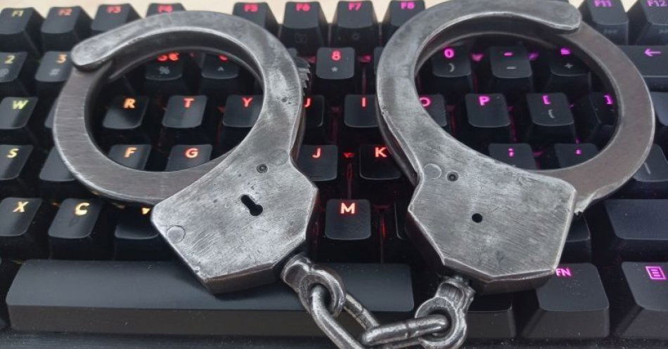 zdjęcie: Uwierzył oszustom, stracił 60 tysięcy złotych / fot. KPP w Lwówku Śląskim