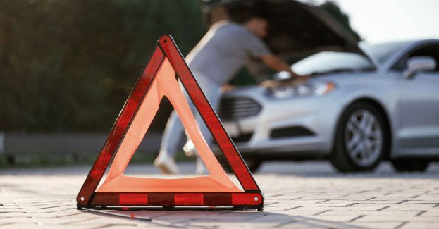 Ojciec i syn zginęli podczas zmiany koła w aucie; areszt dla 31-latka