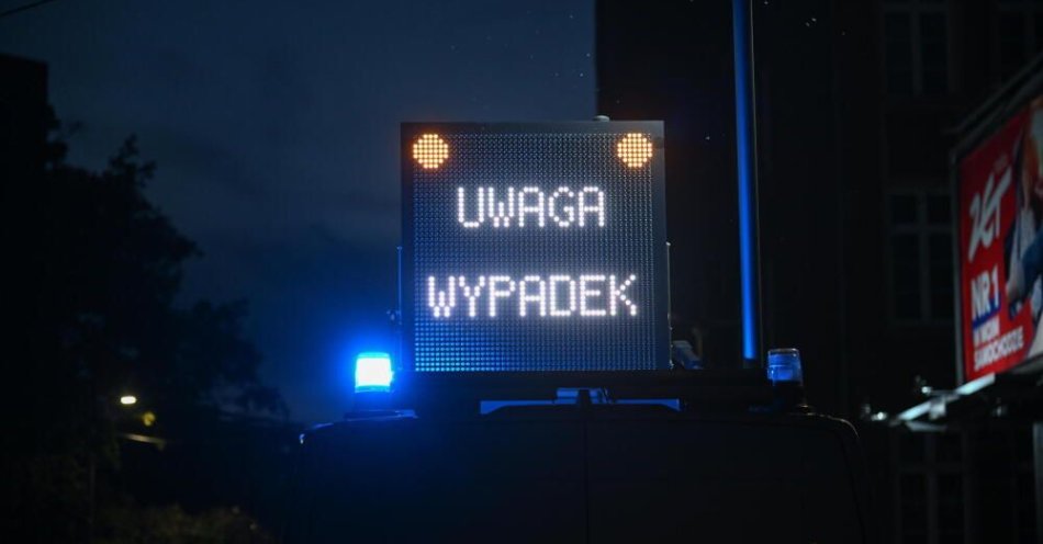 zdjęcie: Autobusy odpowiadają jedynie za około 2 proc. wszystkich wypadków w Polsce / fot. PAP