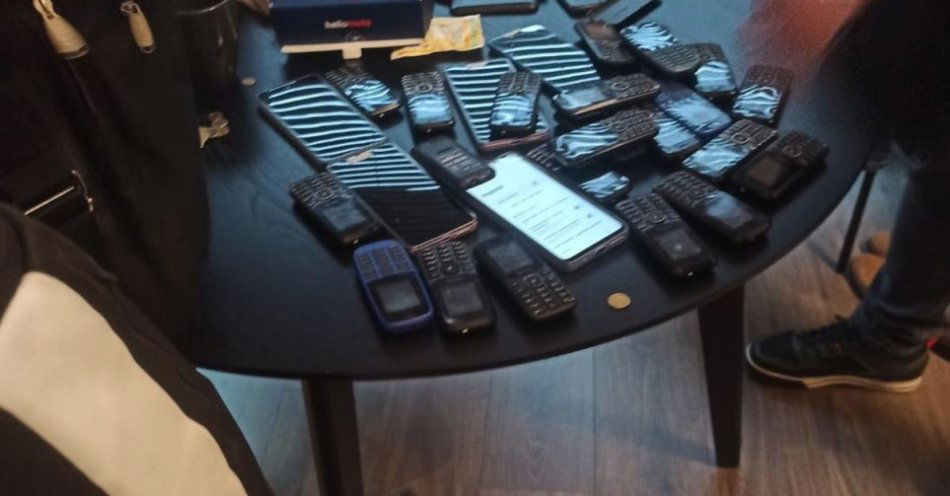 zdjęcie: Oszust działający metodą na BLIK zatrzymany w Lublinie / fot. KPP w Strzyżowie fot. KPP Strzyżów