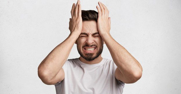 Agresywny syn wszczął awanturę domową i skończył w areszcie. Okazało się, że był poszukiwany