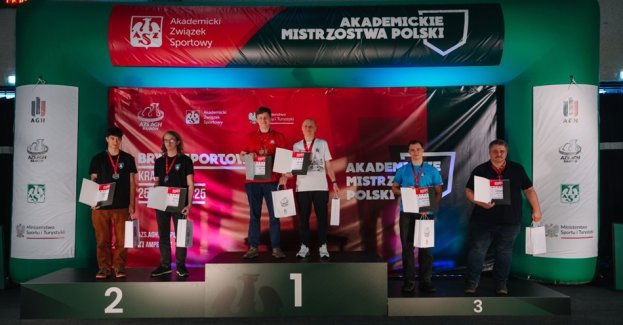 W Katowicach batalia o medale Akademickich Mistrzostw Polski w brydżu