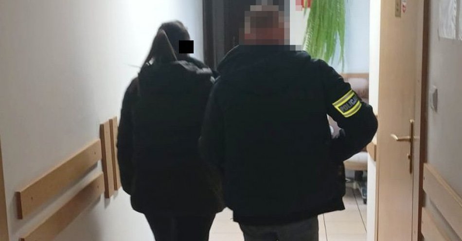 zdjęcie: Przychodziła sprzątać dom, sprzątała też znalezioną tam gotówkę… / fot. KMP Biała Podlaska