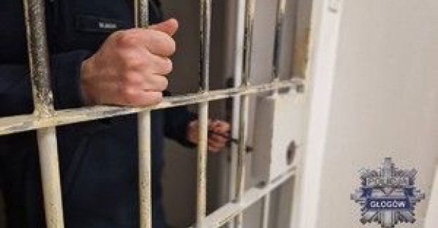 Głogowscy policjanci zatrzymali mężczyznę grożącego detonacją ładunku