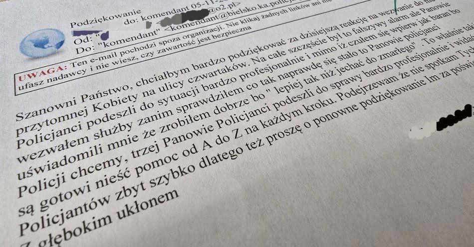 zdjęcie: Podziękowania dla bielskich policjantów za szybką interwencję / fot. KMP w Bielsku-Białej