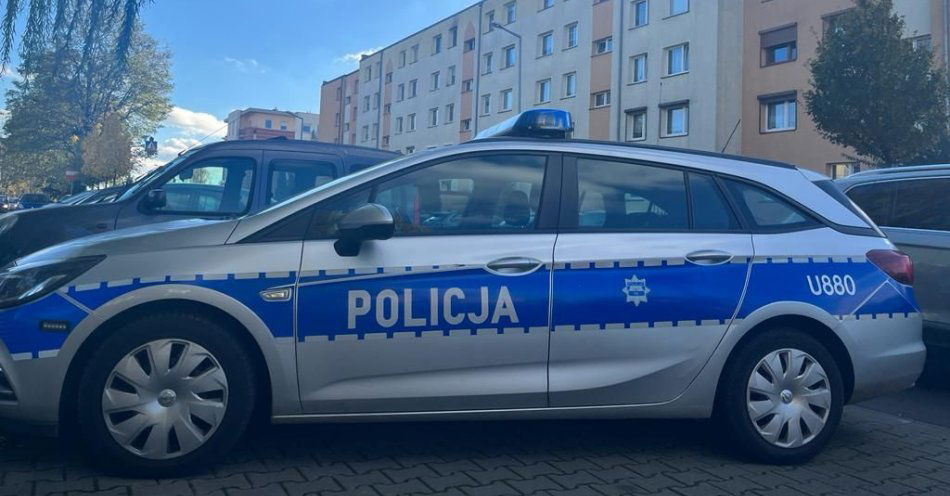 zdjęcie: Policjanci uratowali kobietę z pożaru / fot. KPP Środa Wielkopolska