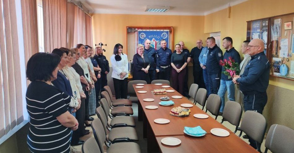 zdjęcie: Dzień Kobiet w żuromińskiej policji pełen podziękowań / fot. KPP w Żurominie
