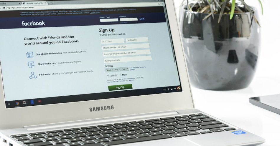 zdjęcie: Kliknęły w link, podały dane logowania do strony banku i straciły pieniądze / pexels/162622