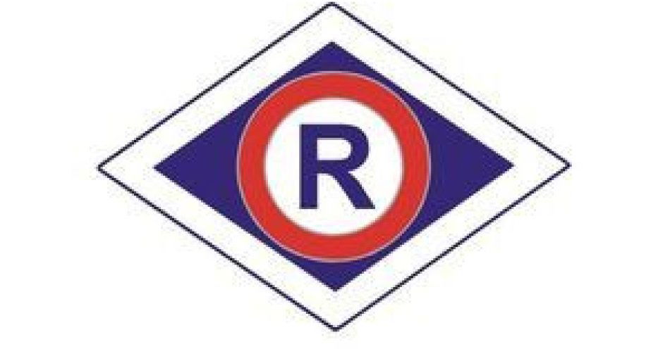 zdjęcie: Młody kierowca ukarany 5000 zł za drift na rondzie w Baranowie / fot. KPP Kępno