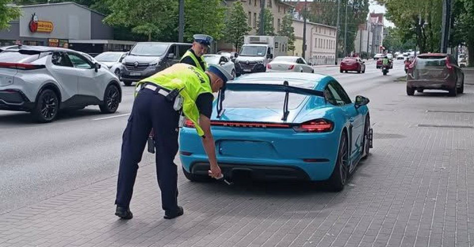 zdjęcie: Cichy Sopot - policjanci walczą z nadmiernym hałasem pojazdów. / fot. KMP w Sopocie