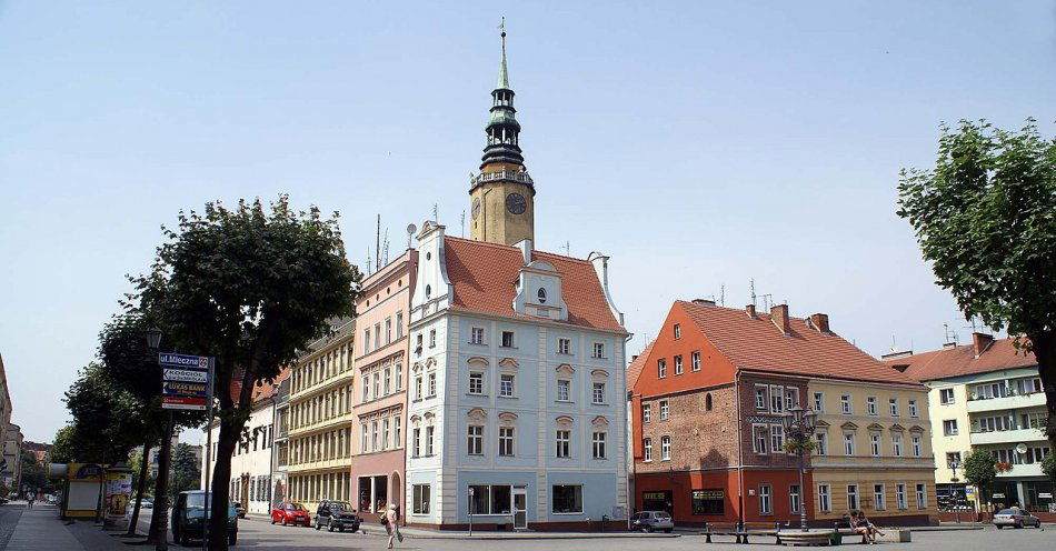 zdjęcie: Brzeg: miasto nadodrzańskich czarów / By Barbara Maliszewska - Own work [CC BY-SA 3.0 PL DEED (https://creativecommons.org/licenses/by-sa/3.0/pl/deed.en)], via Wikimedia Commo