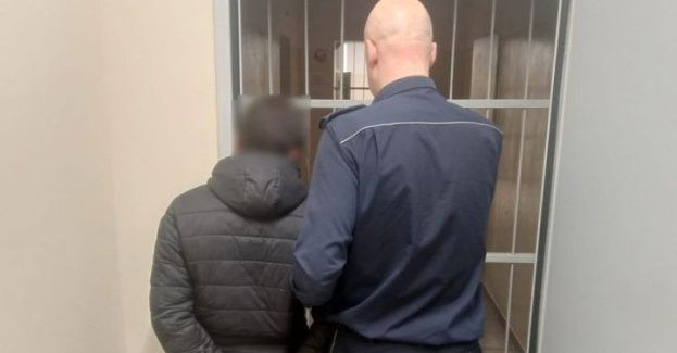Policjanci zatrzymali 39-latka, który jest podejrzewany o podpalenie dwóch osób.