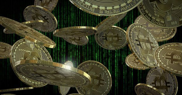 22-latek chciał zainwestować w kryptowaluty; stracił 22 tys. zł