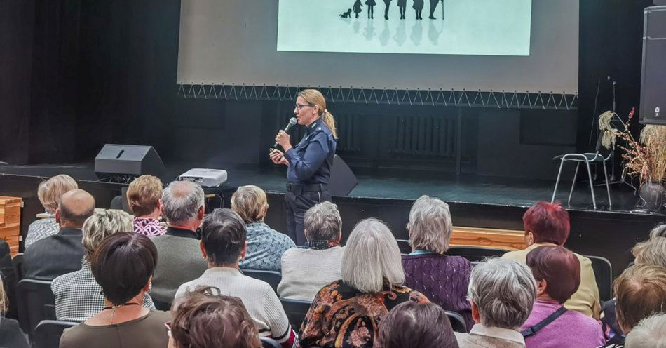 zdjęcie: Przeciwdziałanie dyskryminacji seniorów - prawa człowieka / fot. KPP Siemiatycze