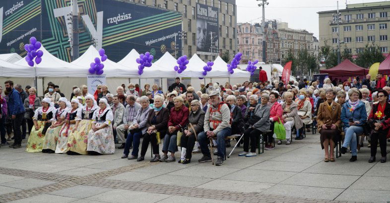 zdjęcie: Katowicki Senior w Mieście – miliony na wsparcie i aktywizację seniorów / fot. nadesłane